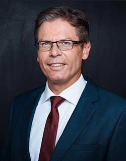 Schar, Oliver Dr.