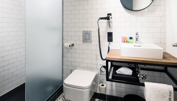 Pentahotel Braunschweig Bathroom