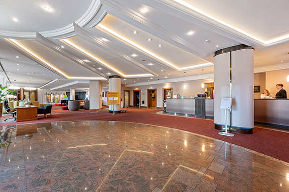 Novotel Freiburg am Konzerthaus Hotel Lobby 580x330