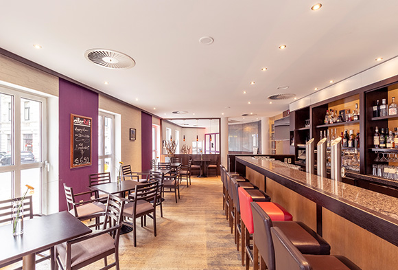 Mercure Hotel Köln City Friesenstraße Bar 580x330
