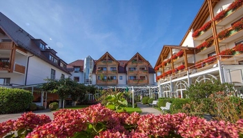 Außenansicht des Ringhotels Krone in Friedrichshafen Schnetzenhausen
