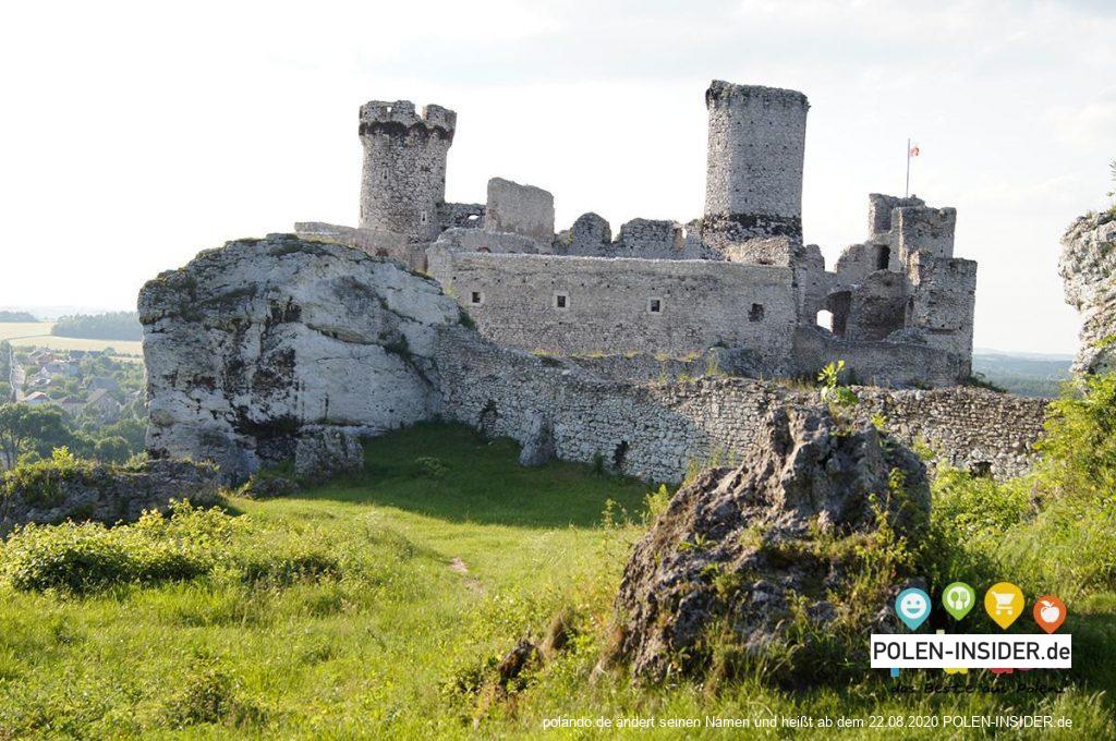 Zu Besuch beim Hexer – Ogrodzieniec bekannt von “The Witcher”
