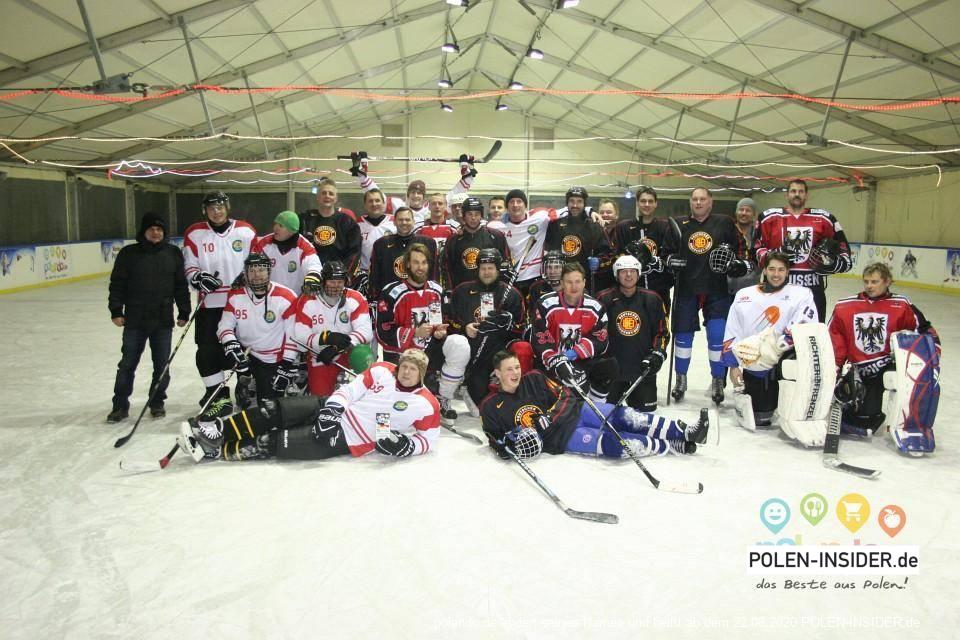 Hockeyturnier in der Eishalle in Slubice