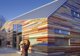 Nowoczesna architektura przedszkola w Utrechcie, proje. Drost van Veen