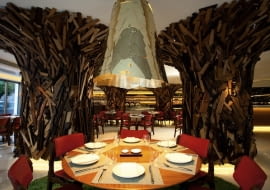 New Hotel, Ateny; wnętrza projektu braci Campana