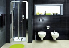 Oszczędny prysznic - kąpiel pod natryskiem orzeźwia i dodaje energii; zużywa się przy tym znacznie mniej czasu i wody niż na kąpiel w wannie; przy dzisiejszym tempie życia trudno o lepszy początek i koniec dnia