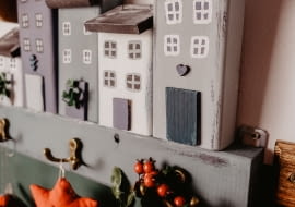 Świąteczna dekoracja - wieszak domek