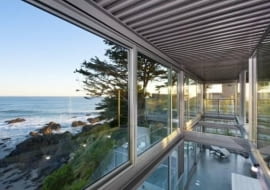 Willa zrealizowana wg. projektu Pierre Koeniga w Malibu została wystawiona na sprzedaż. Cena- niespełna 19 mln $!