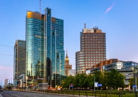 Okolice Ronda ONZ w Warszawie w 2001 roku