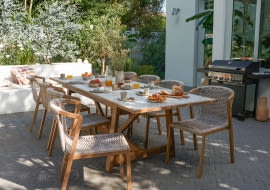 Stół z blatem ceramicznym