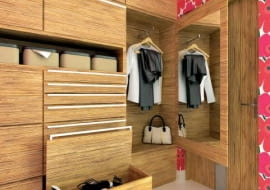 PRZEDPOKÓJ. W małym przedpokoju często nie mieszczą się standardowe szafy. A okrycia wierzchnie i buty trzeba gdzieś trzymać. Nasi projektanci przygotowali wizualizacje z zabudową na wymiar w roli głównej. Trudno byłoby znaleźć szafę z tyloma udogodnieniami. <BR > Zabudowa z fornirowanej płyty wiórowej na pierwszy rzut oka wygląda dość typowo; tymczasem kryją się w niej zaskakujące rozwiązania, np. skrzynia- -siedzisko. Do frontów w środkowej części zabudowy zamocowano uchwyty w formie relingów; pozostałe, boczne szafki otwiera się na dotyk. Na drzwiach jednej z nich naklejono lustro, a właściwie - samoprzylepną folię lustrzaną (do kupienia m.in. w supermarketach budowlanych i sklepach internetowych; za kawałek 45 x 50 cm zapłacimy ok. 8 zł). W porównaniu z tradycyjnym lustrem dużo łatwiej ją przykleić (również na ścianie), a poza tym - jest nietłukąca!