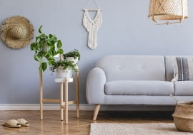 Kwietniki drewniane stojące do pokoju