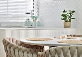 Wnętrza w stylu Loud Luxury – jakie wybrać płytki