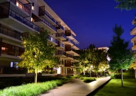 Mieszkanie na parterze - o czym pamiętać przy urządzaniu wnętrz?