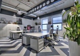 Tkane wykładziny winylowe – czym są i kiedy je stosować?