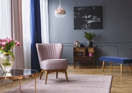 Jakie zasłony do szarych ścian?