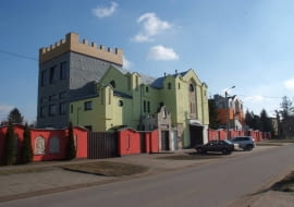 Kolorowa zabudowa Rybna (woj. warmińsko-mazurskie)