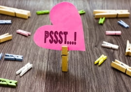 W jaki sposób wyciszyć podłogę z paneli?