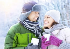 W miłym towarzystwie marzniemy mniej, niż gdy doskwiera nam samotność. Zostało to udowodnione naukowo!