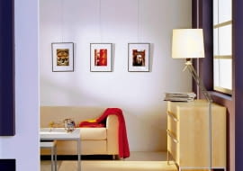 DO JEDNORAZOWEJ PUBLIKACJI WNETRZE , OBRAZKI POWIESZONE NA ZYLKACH PRZYCZEPIONYCH DO SZYNY FOT. STUDIO EXPERIENCE PUBLIKACJA CZTERY KATY NR 1 (148) - 1.2004 SLOWA KLUCZOWE: WNETRZA MEBLE ARCHITEKTURA ZDJĘCIE DO WKŁADKI: PUBLIKACJA CZTERY KATY NR 1 (148) - CZASOPISMA