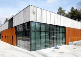 28.03.2011 PALMIRY K. WARSZAWY . BUDYNEK MUZEUM OFIAR ZBRODNI HITLEROWSKICH W PALMIRACH . FOT. KUBA ATYS / AGENCJA GAZETA