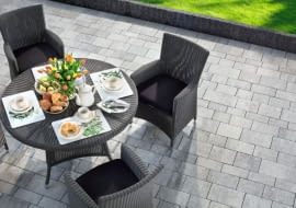 Taras wykończony kostką Polbruk Ideo Bianka D