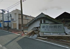 Opustoszałe miasto Namie w prefekturze Fukushima