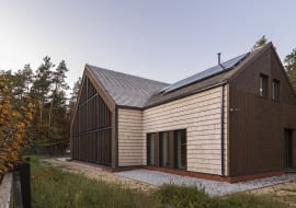 Centrum Promocji Drewna w leśnictwie Jata pod Łukowem. Projekt: MMA Pracownia Architektury