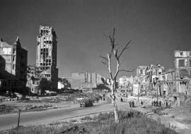 Ruiny Warszawy i odbudowa stolicy po wojnie