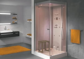 <B>Starożytni Rzymianie wiedzieli, że kąpiele w łaźni parowej służą urodzie, dobrze wpływają na zdrowie i uspokajają. Dziś możemy korzystać z dobroczynnych właściwości pary, nie wychodząc z domu.</B> <BR >ŁAZIENKA. KABINA PAROWA KN Space Line-100-HP-LX, w wyposażeniu m.in. 7 dysz do hydromasażu, deszczownia, chromoterapia, aromaterapia, radio i głośniki, mp3, taboret; 100 x 100 cm, wys. 220 cm, 14 100 zł, Sanplast