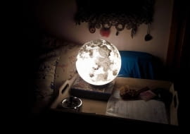 Kosmiczne planety podbijają internet. Możesz mieć księżyc w pełni każdej nocy