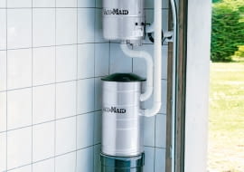 Jednostka typu split ma modułową konstrukcję, co umożliwia oddzielne zamontowanie separatora zanieczyszczeń i silnika