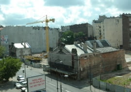 Zrujnowana Hala Koszyki w Warszawie