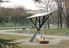 Solarne drzewo w Belgradzie