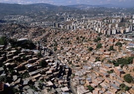 ca. 1970-1997, Federal District, Caracas, Venezuela --- Aerial View of Caracas Slums --- Image by Yann Arthus-Bertrand/CORBIS