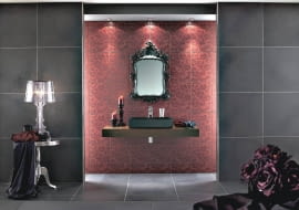 <B>W najnowszych kolekcjach płytek ceramicznych można dostrzec trzy grupy wzornicze: desenie kwiatowe, faktury wywołujące ciekawe wrażenia optyczne oraz wzory imitujące naturalne materiały.</B> <BR >ŁAZIENKA: WZORY KWIATOWE. New Glory, 30 x 45 cm, 405 zł/m kw., Villeroy & Boch