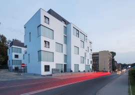 Fukcjonalna Abstrakcja. Apartamentowce Złota 19 w Katowicach. Proj. Zalewski Architecture Group
