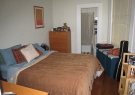 mieszkanie, brzydka sypialnia