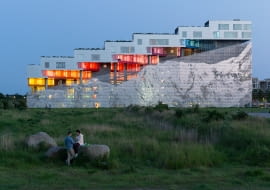 The Mountain. Proj. BIG Architects
