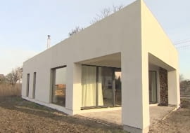 Dom czy mieszkanie? Oni zbudowali dom za cenę mieszkania