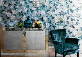 Już jedna odmieni wnętrze. A co dopiero cały bukiet! Nie muszą być różowe lub czerwone, barwę kwiatów dobierz do kolorystyki wnętrza. Na pewno znajdziesz odpowiednią, bo różane motywy są zawsze na czasie. <BR /> DEKORACJE. Tapeta welurowa Black Edition na zamówienie Decodore