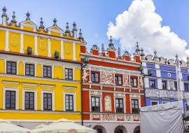 Attyki na Kamienicach Ormiańskich w Zamościu