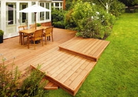 Tarasy i drewno ogrodowe wymagają regularnej impregnacji