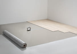 Maty podkładowe z kolekcji wineo soundPROTECT to podkłady skutecznie redukujące odgłos kroków oraz różnorodnych dźwięków transmisyjnych.