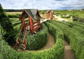 02.09.2010 KALISKA , MIEJSCOWOSC FRANK , SZKOLKA I OGRODY POKAZOWE " FRANK - RAJ " . FOT. WOJCIECH SURDZIEL / AGENCJA GAZETA