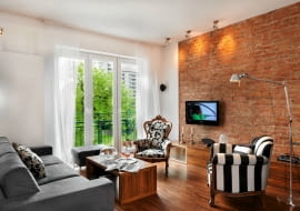 salon, ceglana ściana, aranżacje wnętrz