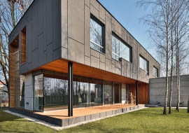 Dom typu kostka po liftingu