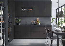 Czarna kuchnia Ikea