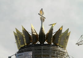 30.10.2013 Torun . Budowa kosciola pod wezwaniem Maryi Gwiazdy Nowej Ewangelizacji i blogoslawionego Jana Pawla II - Centrum Polonia in Tertio Millennio , ktore nalezy do Radia Maryja . Fot. Wojciech Kardas / Agencja Gazeta DLOTO strony lokalne GW - Toruń SLOWA KLUCZOWE: kosciol rydzyka tadeusz rydzyk radio maryja torun centrum polonijne ZDJĘCIE DO WKŁADKI: DLOTO strony lokalne GW - Toruń