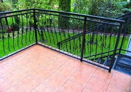 25.10.2007 WARSZAWA WESOLA SESJA ----- NA ZDJECIU TARAS STYLIZACJA ---- DLA CZASOPISMA LADNY DOM FOT. ARKADIUSZ SCICHOCKI / AGENCJA GAZETA